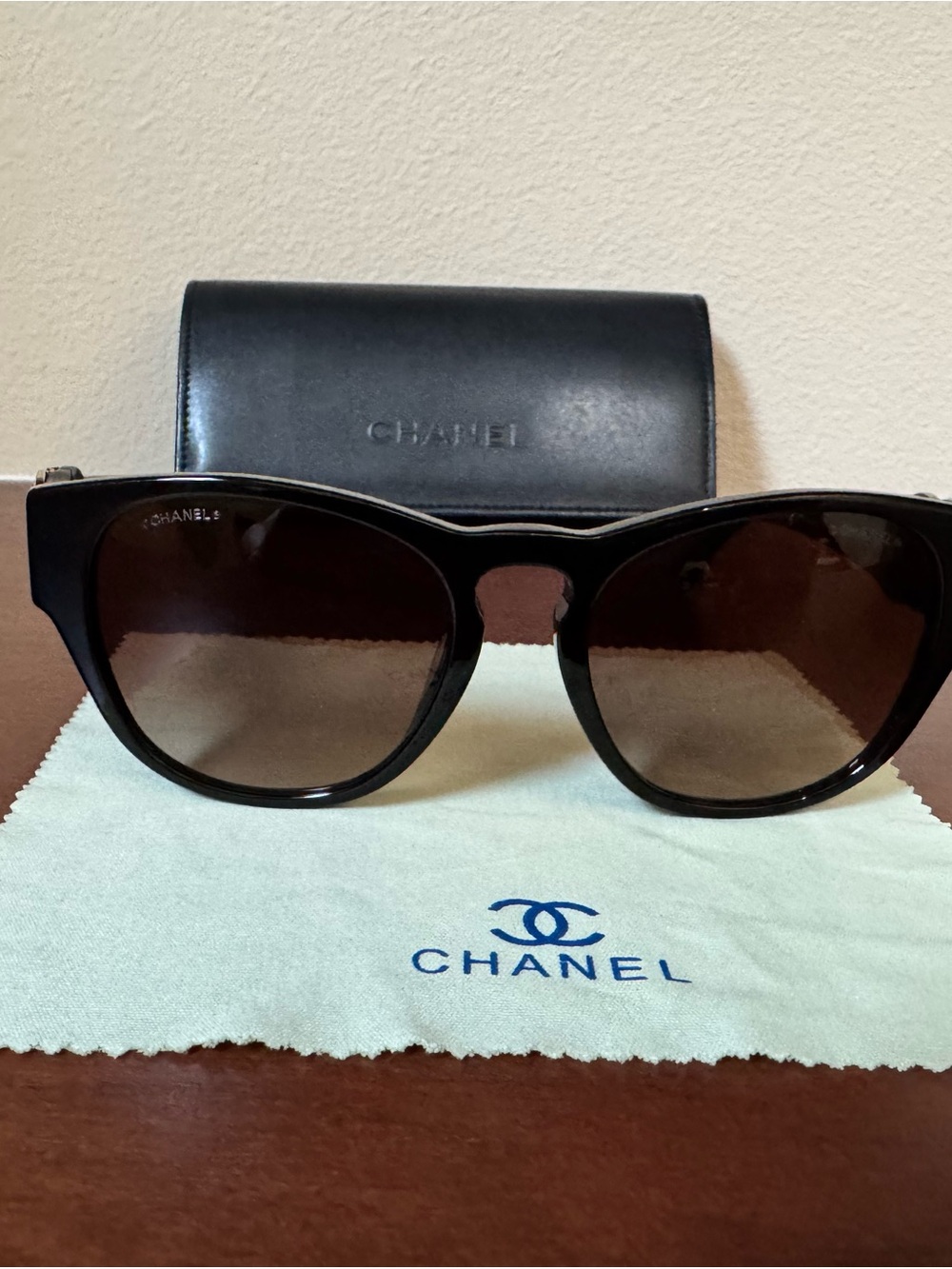 CHANEL 5455-Q-A Crystal CC Sunglasses w/case - Picture 1 of 9